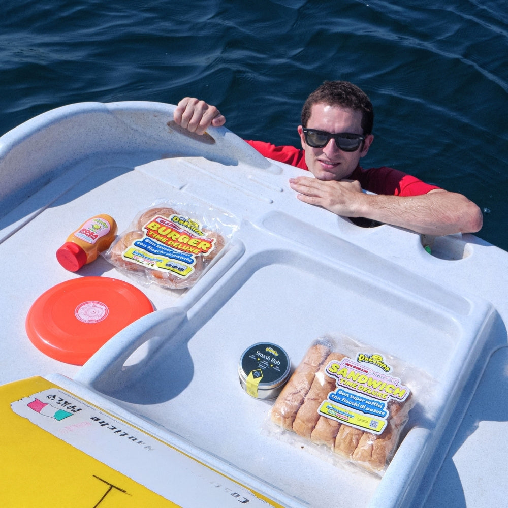 FrisBOX, la box estiva con bun per hamburger e non solo
